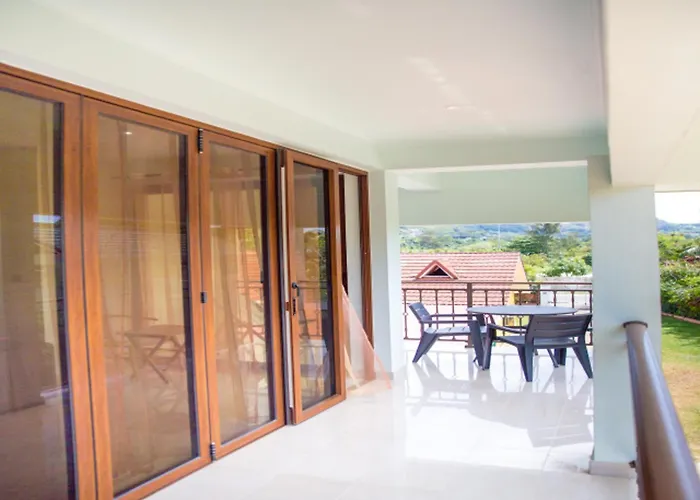 Cozy At The Cape - 68 M² With Mountain View Au Cap (Mahe)