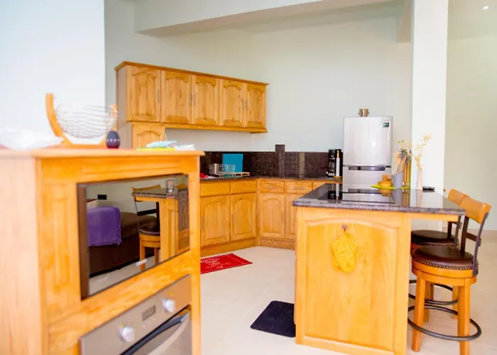 Cozy At The Cape - 68 M² With Mountain View * Au Cap (Mahe)